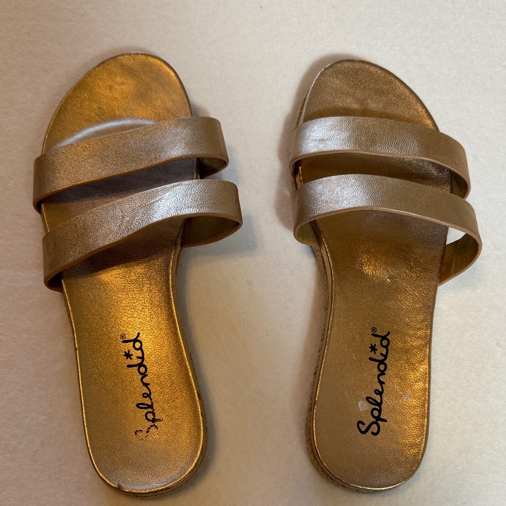 SPLENDID Slip On Gold Flat Sandals. Rope Braid‎ Side Trim  Leather Straps Size 8